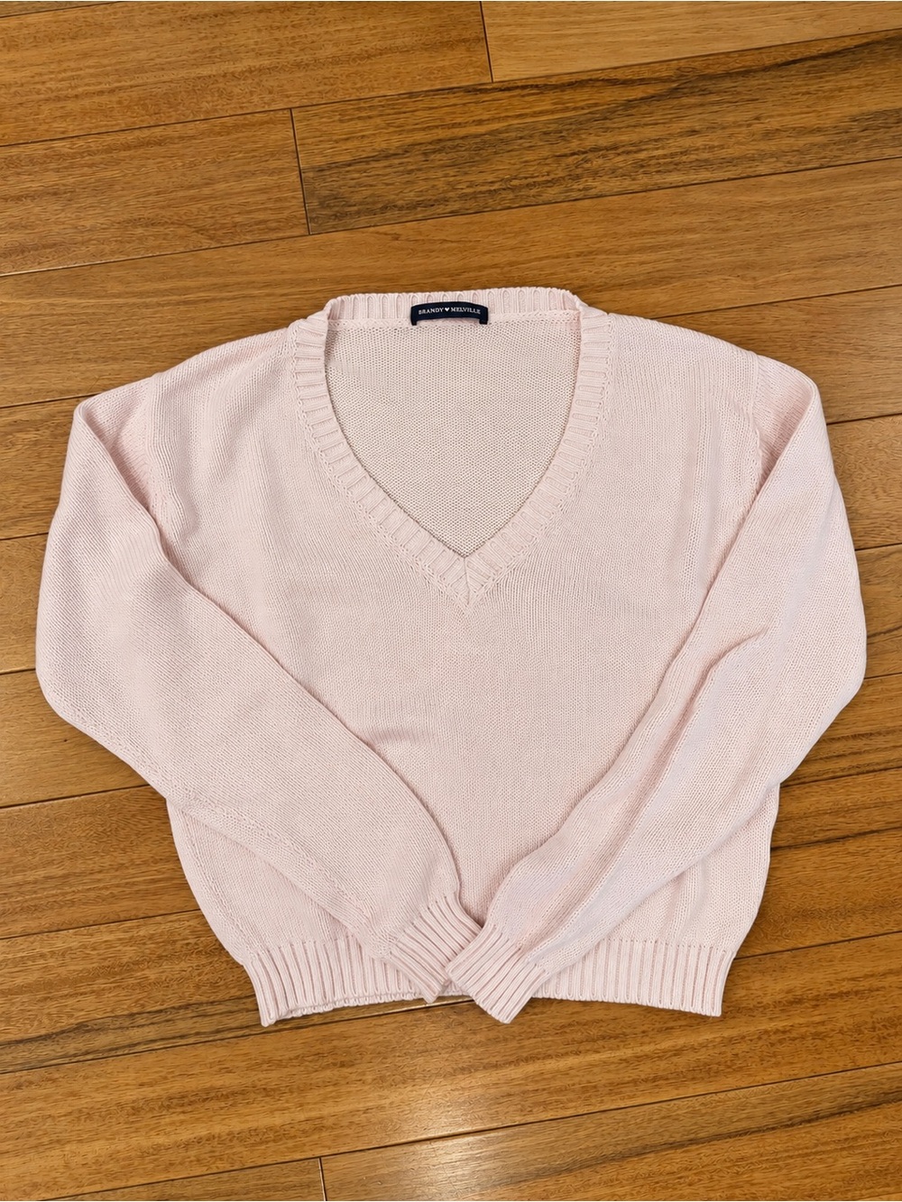 Brandy Melville V-Neck Lightweight Pink Women's Sweater